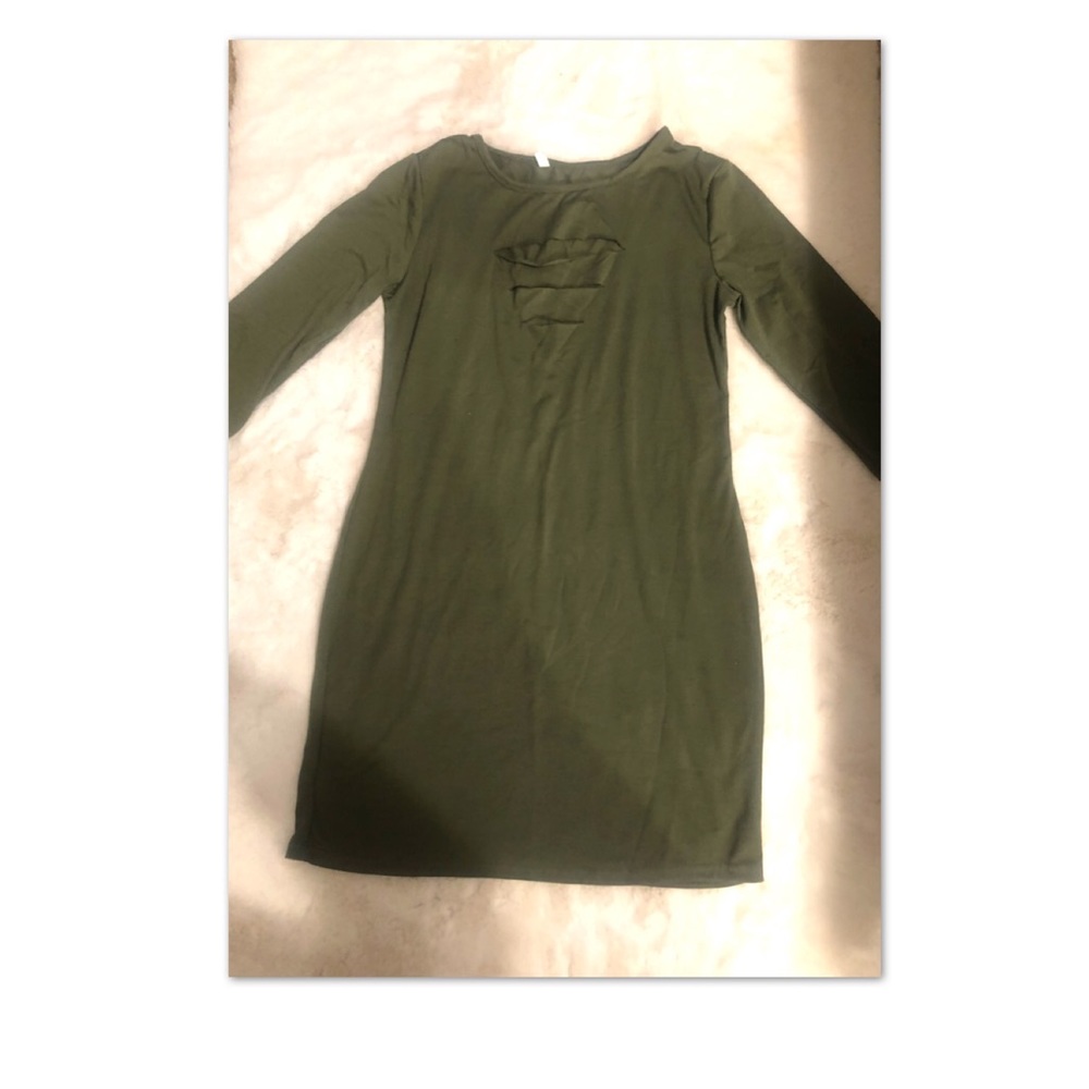 Mini  3/4 sleeve dress